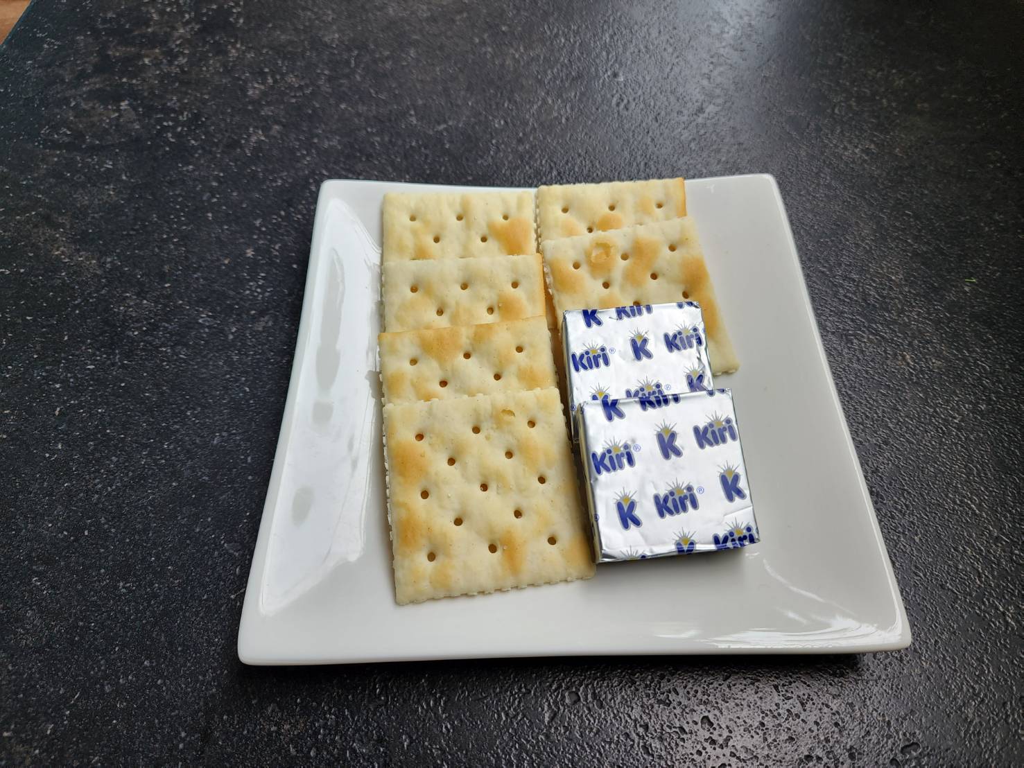 チーズクラッカー(チーズ･･･クリームチーズ)