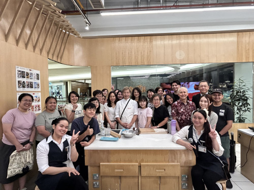 マレーシアで蕎麦打ち教室