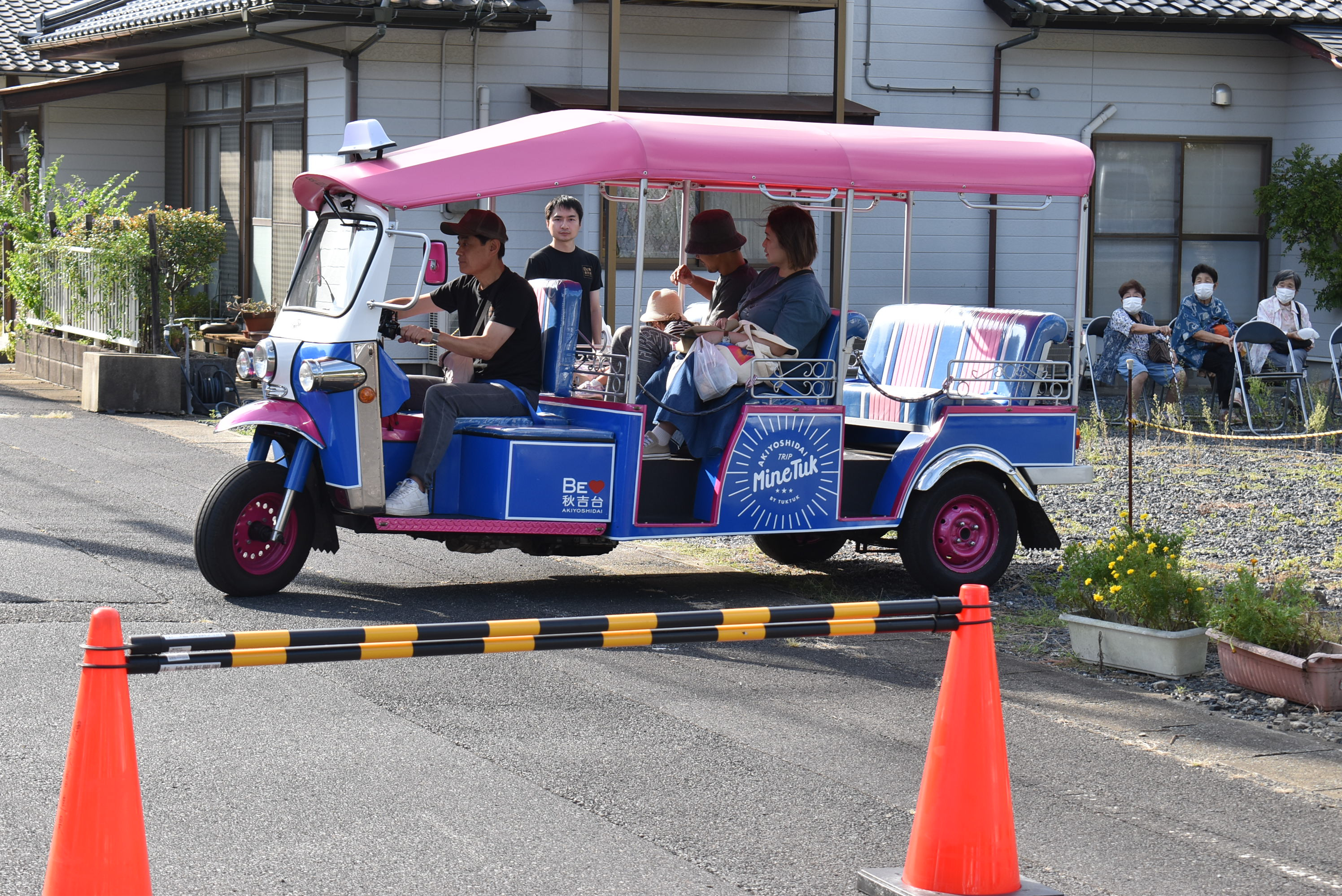 トゥクトゥク於福駅前周遊.JPG