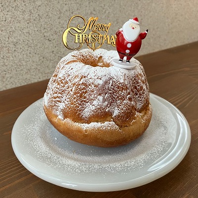【１１、１２月のパン】　パンドーロ（パンドリーノ）