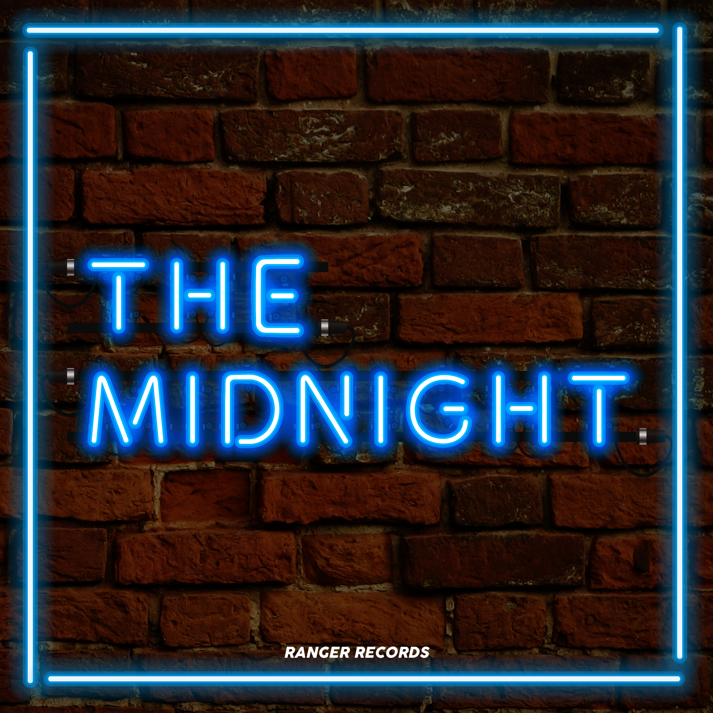 The midnight. The Midnight 1 album. Midnight надпись картинка. The Midnight все альбомы.