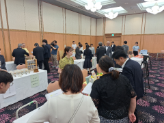 認証委員会.png