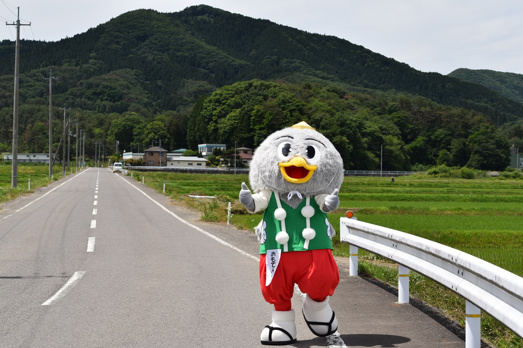 福島県100名山「天狗山」と表郷ご当地キャラ「おもてんくん」