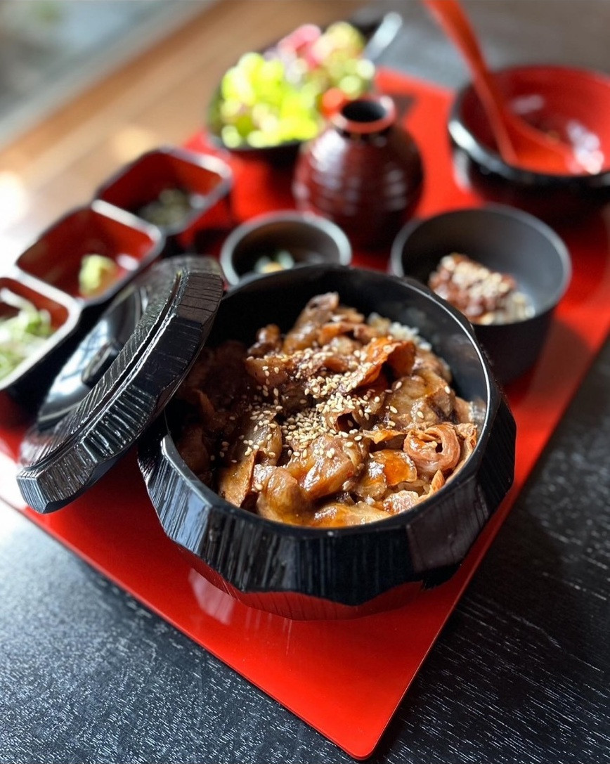 焼肉ダイニング炎天家