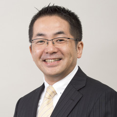 consultants_junichi-kumada_sq.jpg