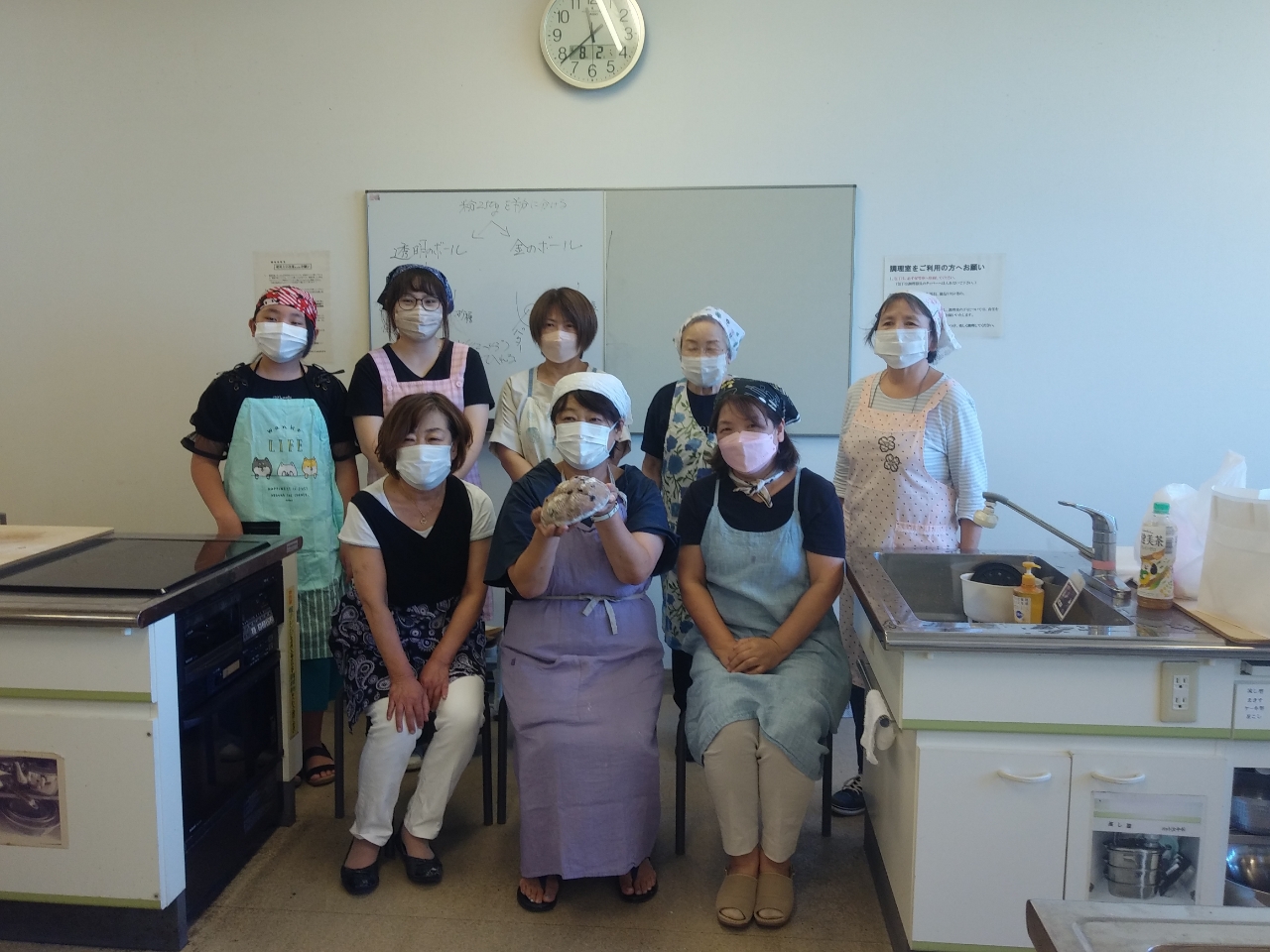 丸亀市飯綾商工会女性部「手こねパン作り講習会」を開催しました！