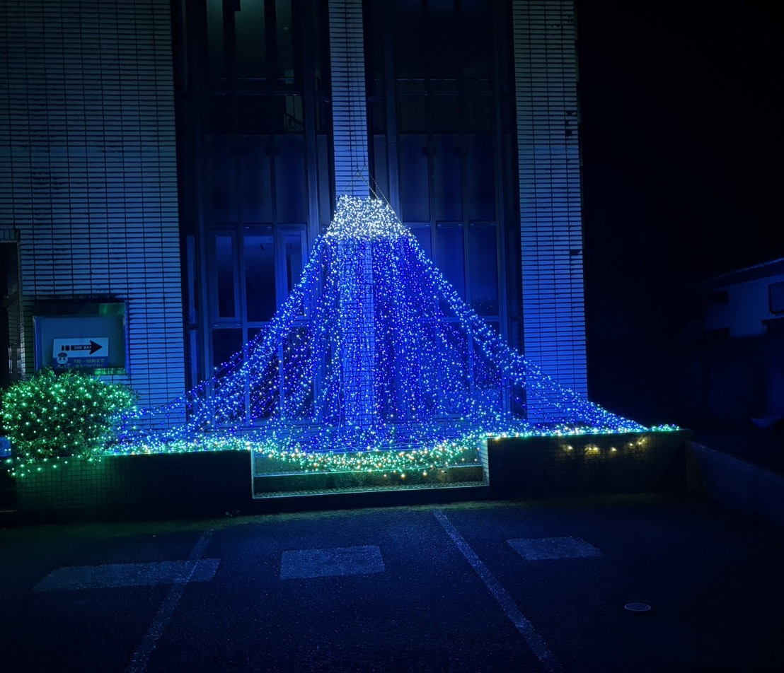 商工会館前のイルミネーション設置について