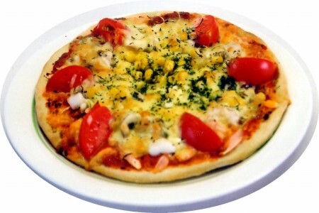 シーフード＆トマト自家製ピザ🍕