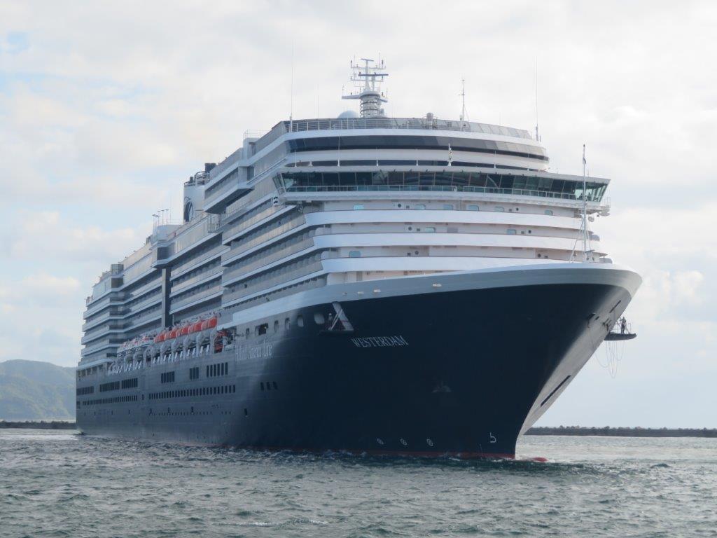 今年のクルーズ客船寄港も残り1隻となりました🚢🚢🚢