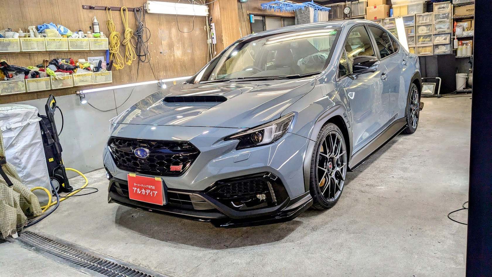 スバル・WRX・S4・STI(新車コース)　ガードグレイズ(2層)、プライムビュー(全面)、ホイールコート、未塗装樹脂パーツコート　東京都練馬区からお越しいただ