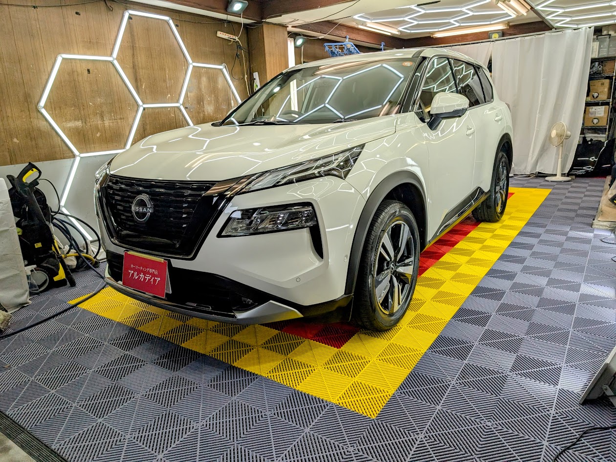 日産・エクストレイル(新車コース)　ナノカーボンコーティング　東京都板橋区からお越しいただきました