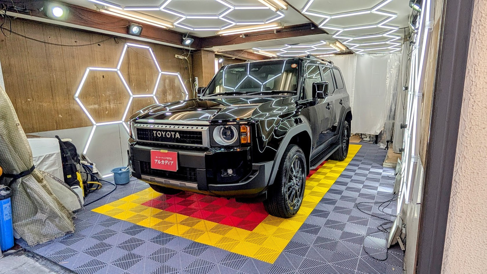 トヨタ・ランドクルーザー250(新車コース)　ガードグレイズ施工　東京都板橋区からお越しいただきました