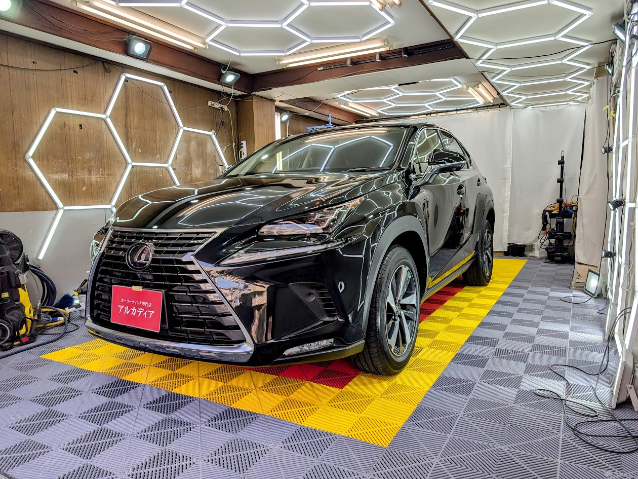 レクサス・NX300(経年車コース)　アンビエントガラスコーティング　東京都板橋区からお越しいただきました