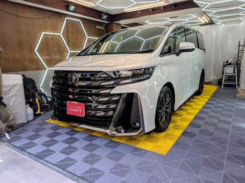 トヨタ・ヴェルファイア(2年目再施工)　アンビエント、ホイールコート　東京都練馬区からお越しいただきました