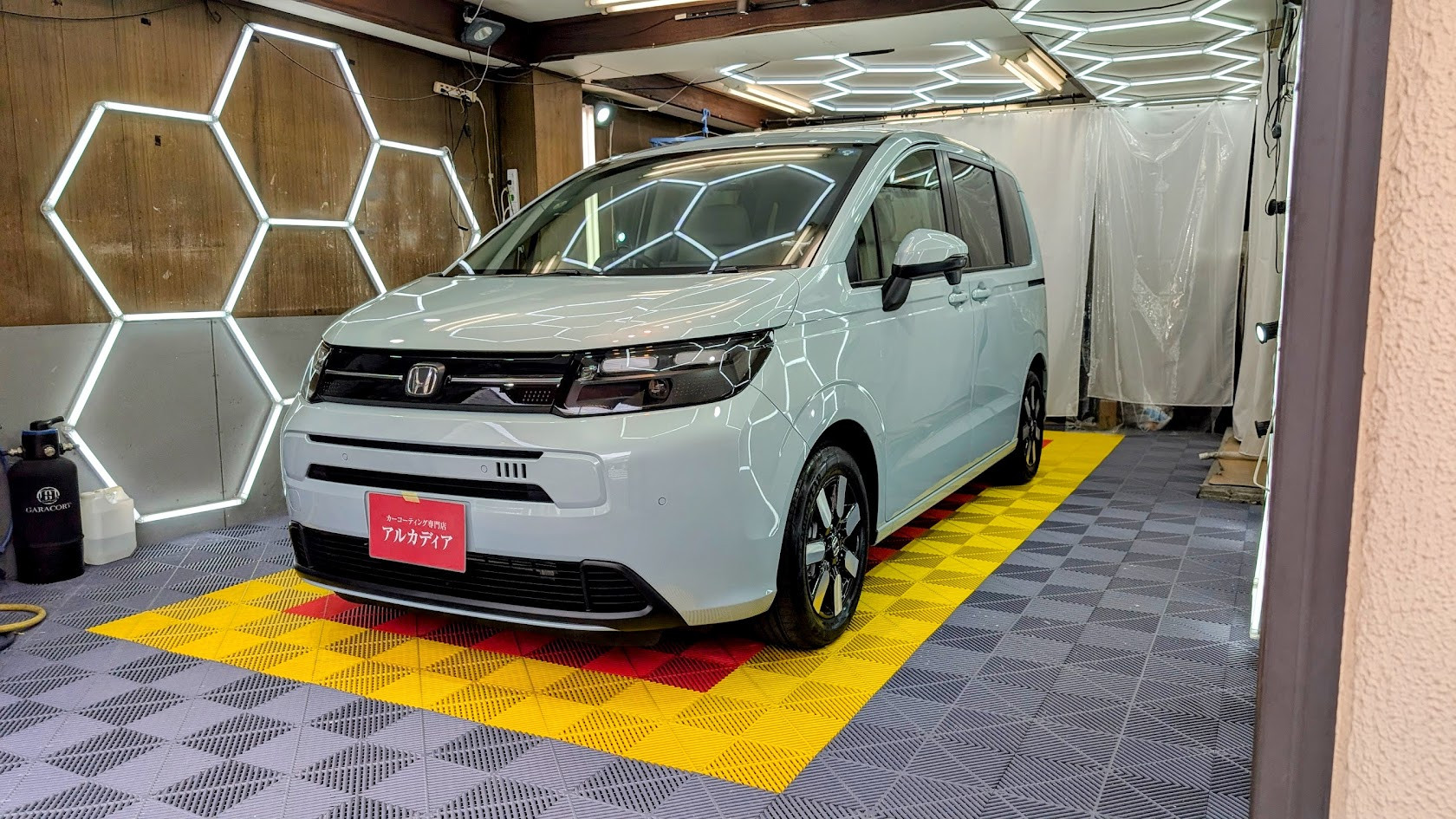 ホンダ・フリード(新車コース)　アンビエント　東京都板橋区からお越しいただきました