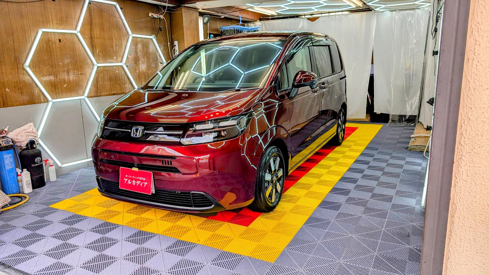 ホンダ・フリード(新車コース)　エシュロン親水コーティング、プライムビュー全面　東京都板橋区からお越しいただきました