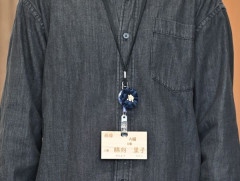 21.木の名札HP1.JPG