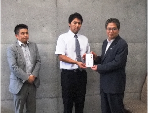久喜市長と澤井部長と若林副部長