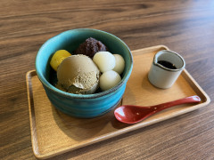 焙じ茶あんみつ