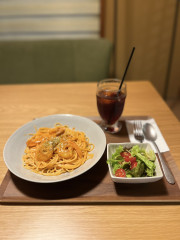 海老トマトクリームパスタ