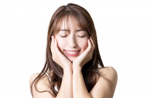 新化粧品の取り扱いはじめました